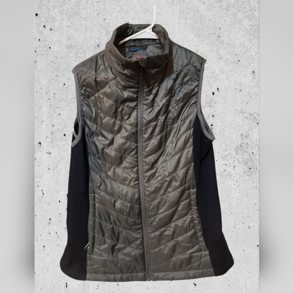Columbia Black and Gray Omni-Heat Vest Large